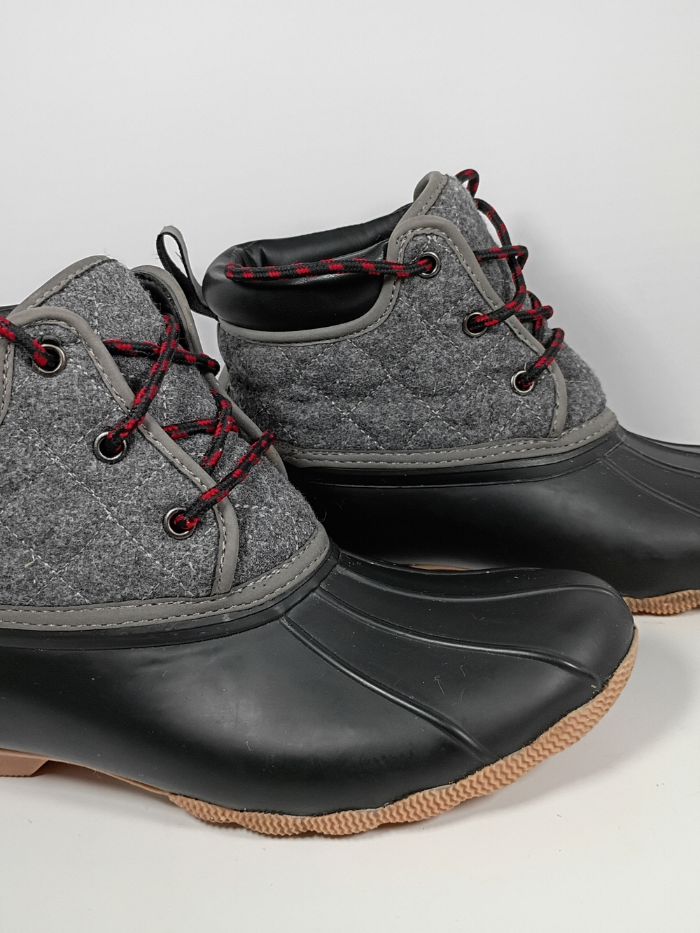 Skechers Quilted Lace Up Ankle Rain Duck Boot Black Gray Round Toe Women's 9